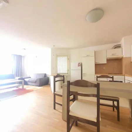 Apartment Spacious 3 Bedroom Apartment In The Heart Of Sofia Sofia
